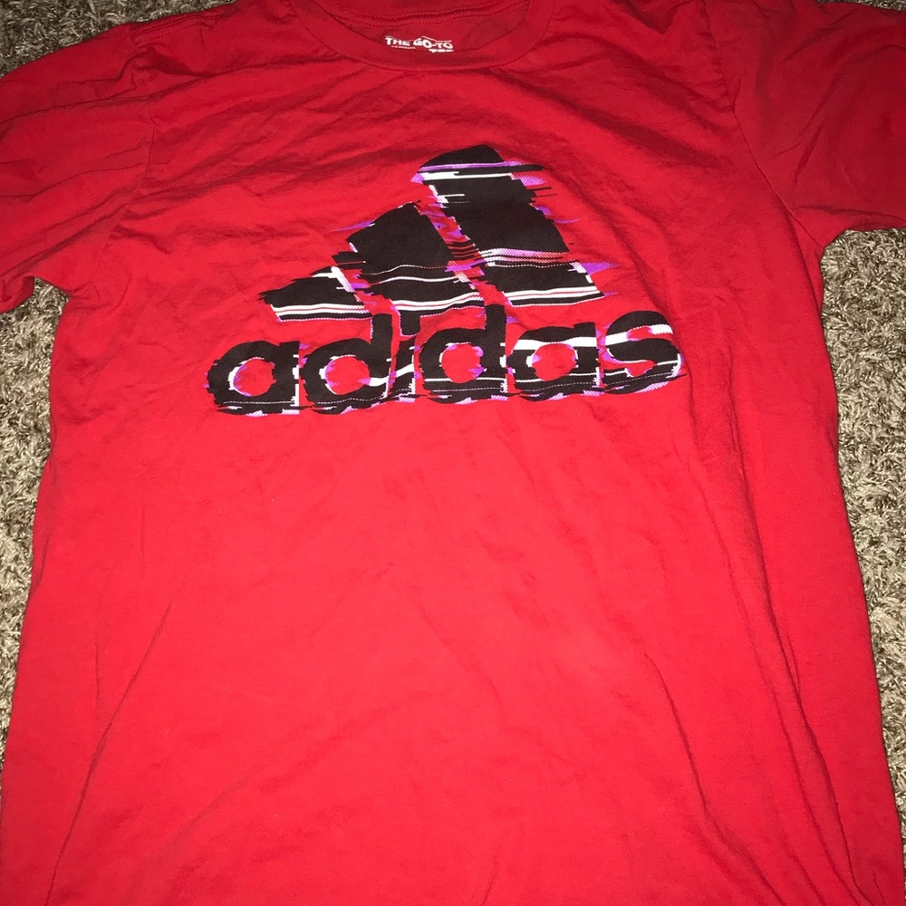 Men’s adidas shirt